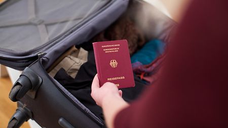 Urlaub mit dem Auto: Gepäck oft Sicherheitsrisiko - Reisen aktuell